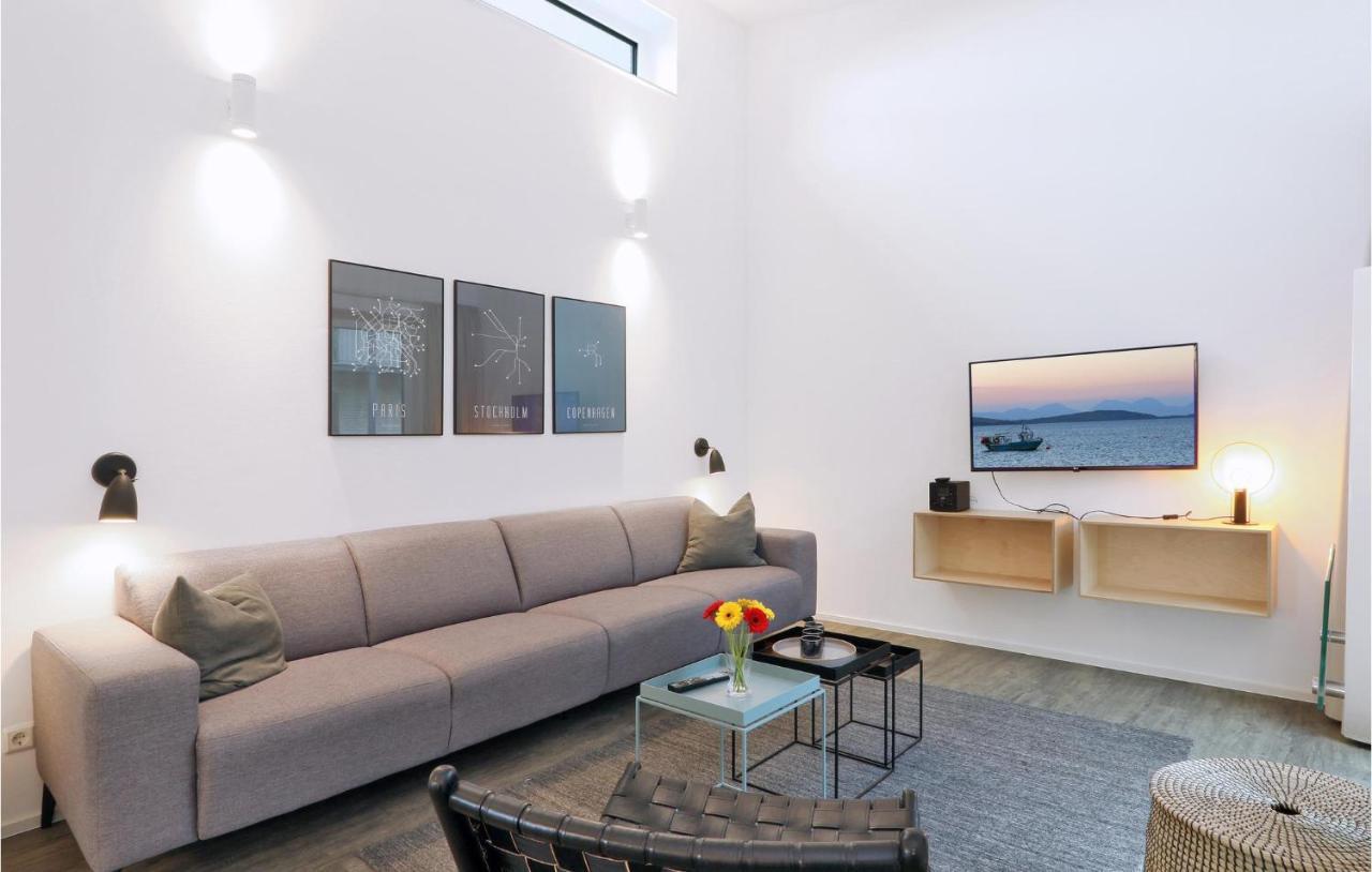 2 Bedroom Gorgeous Home In Lembruch-Duemmer See Extérieur photo